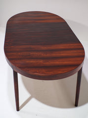 Harry_Østergaard_Oval_Extendable_Dining_Table_for_Randers_Møbelfabrik,_Denmark_1960s