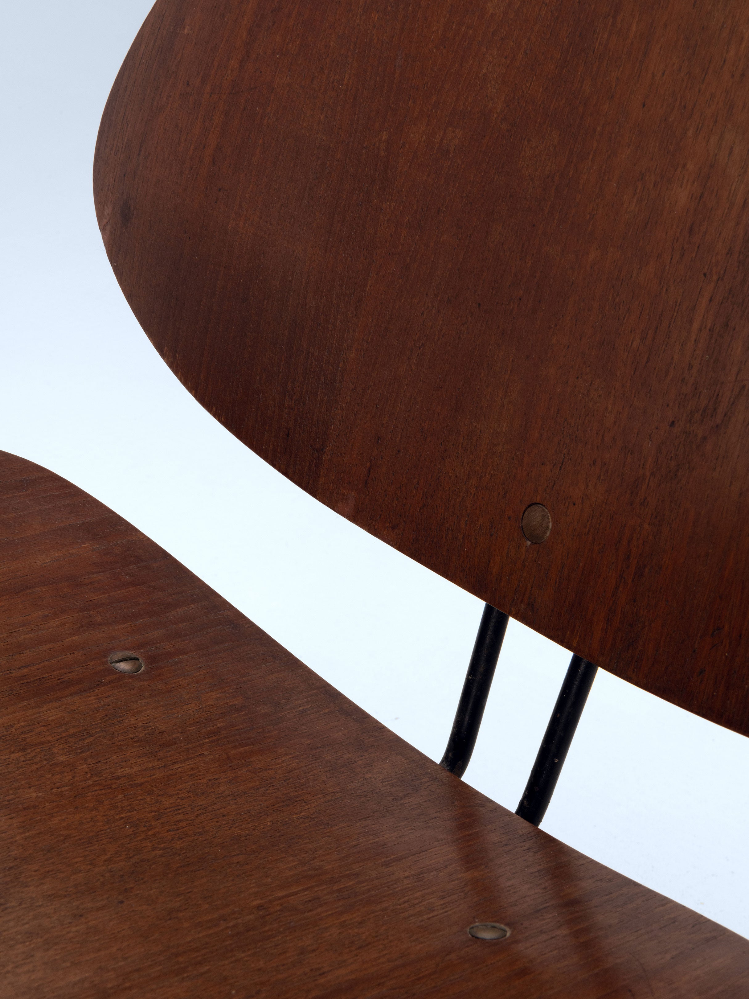 P31_Lounge_chair_by_Osvaldo_Borsani