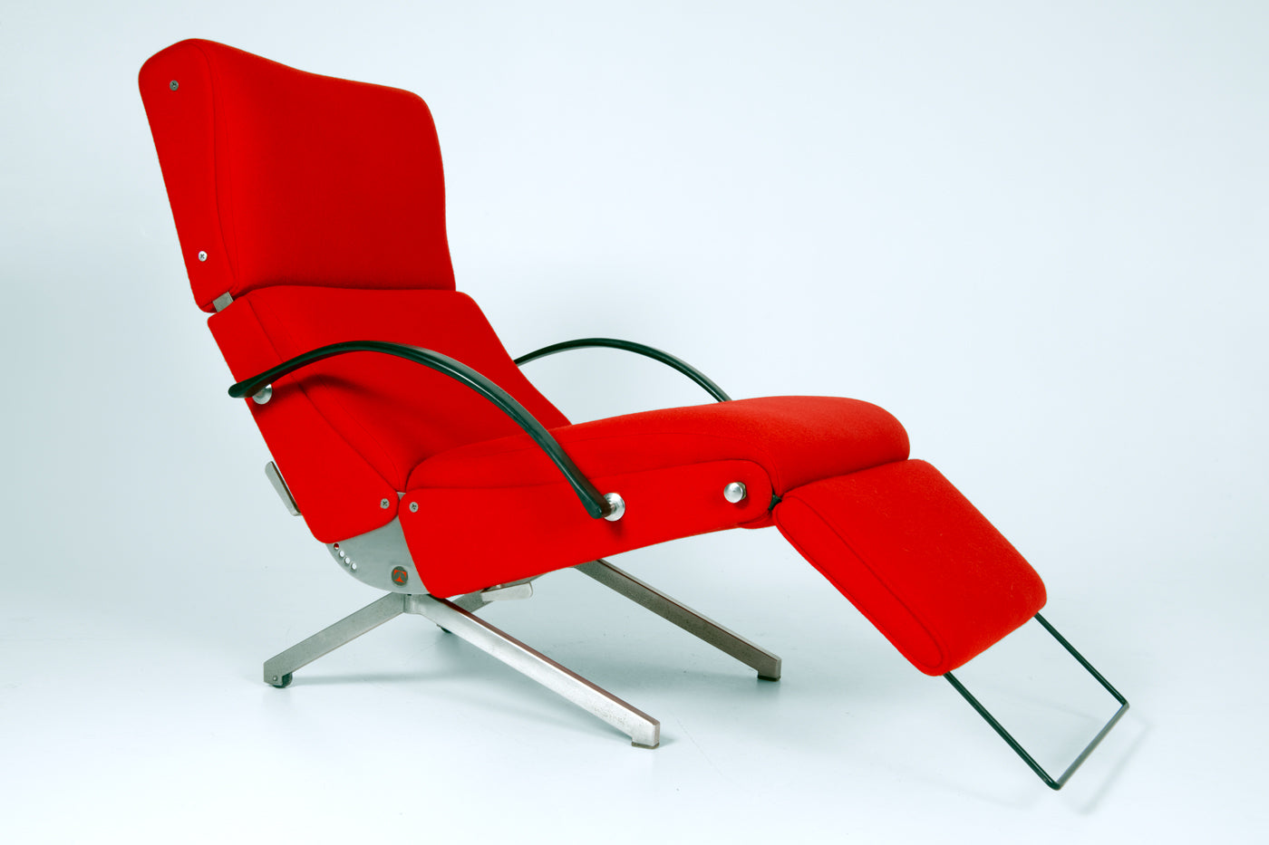 P40_Lounge_Chair_Osvaldo_Borsani_Tecno_1950s_Italy