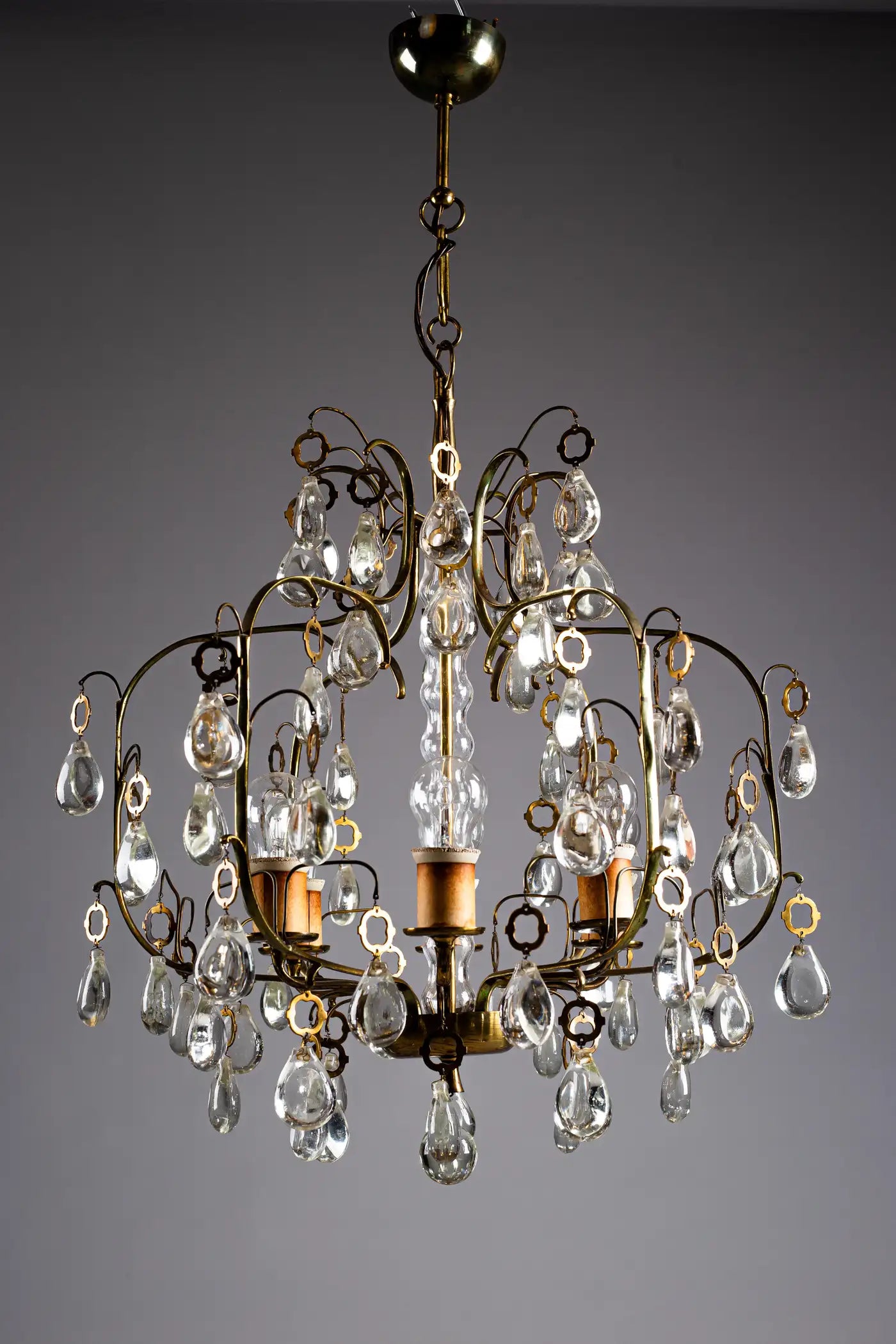 Paavo_Tynell_Brass_Chandelier_Model_1487_for_Taito_Oy,_1940s,_Finland