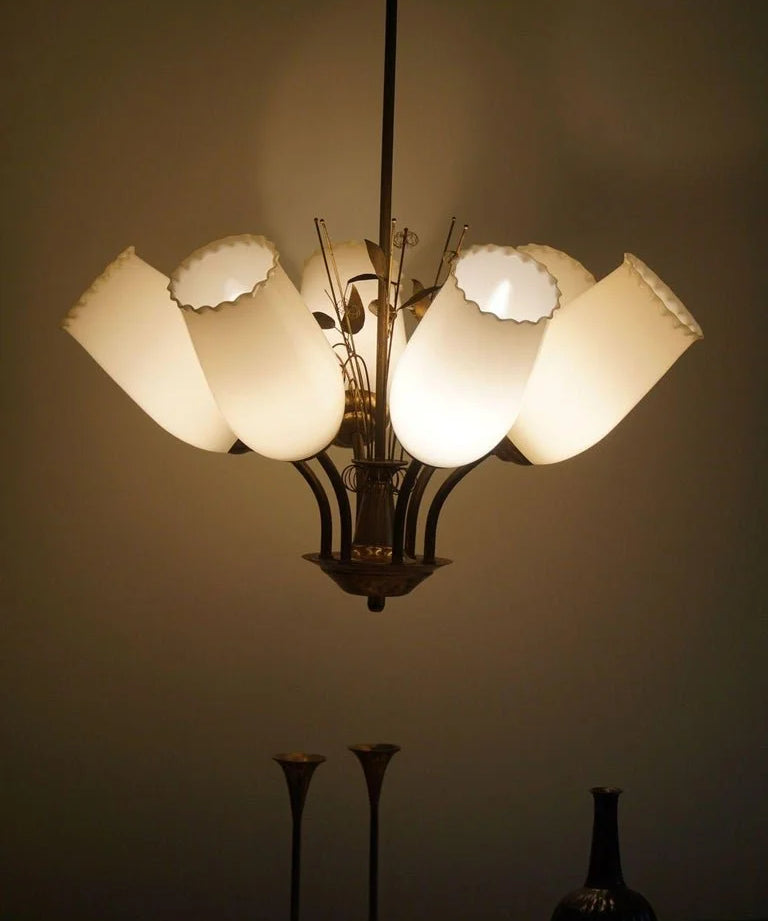 Paavo_Tynell_for_Idman_OY,_Chandelier_in_Brass_&_Glass,_Finland,_1940s