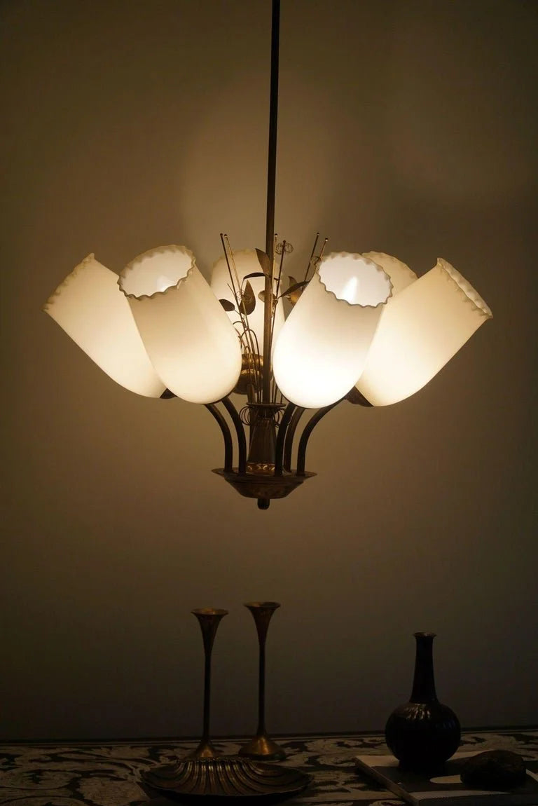 Paavo_Tynell_for_Idman_OY,_Chandelier_in_Brass_&_Glass,_Finland,_1940s