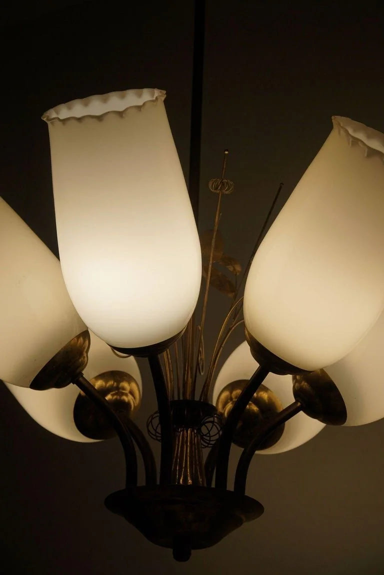 Paavo_Tynell_for_Idman_OY,_Chandelier_in_Brass_&_Glass,_Finland,_1940s