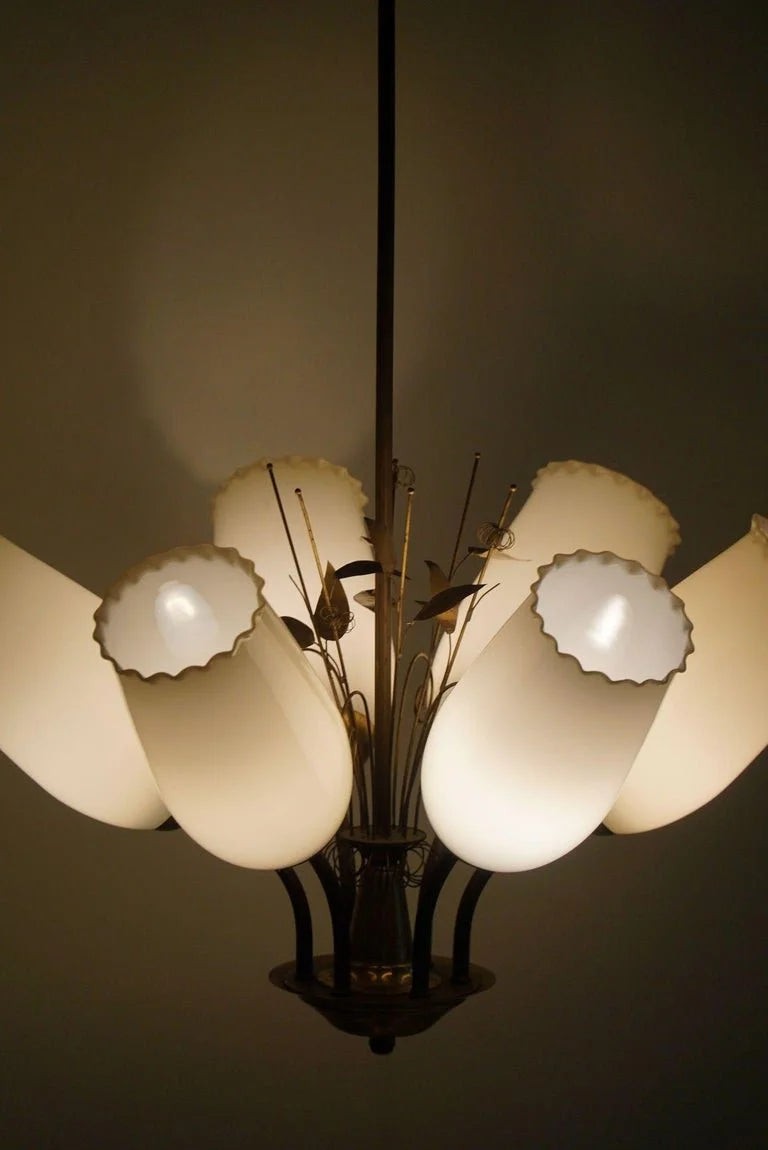Paavo_Tynell_for_Idman_OY,_Chandelier_in_Brass_&_Glass,_Finland,_1940s