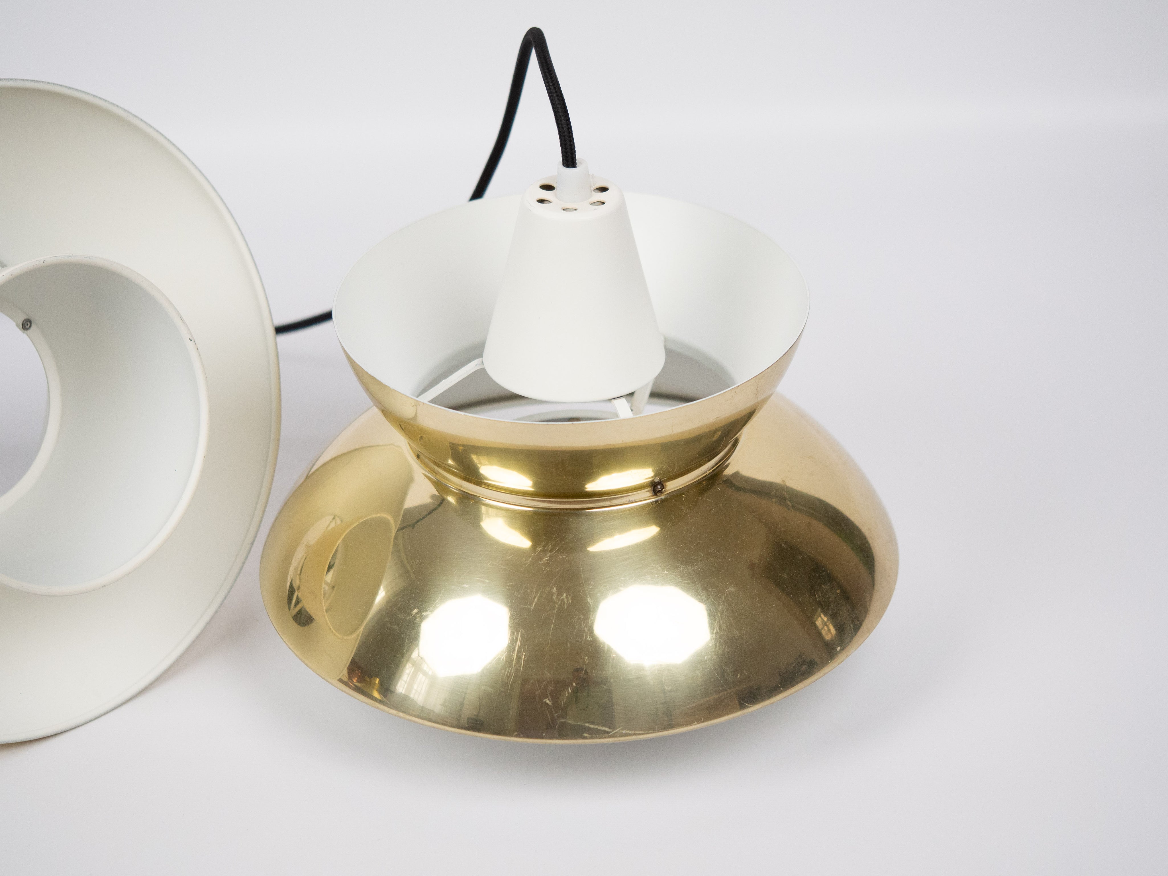 Set_of_2_Doo-Wop_Navy_Pendant_Lamps_by_Louis_Poulsen,_Denmark,_Mid-Century_Design