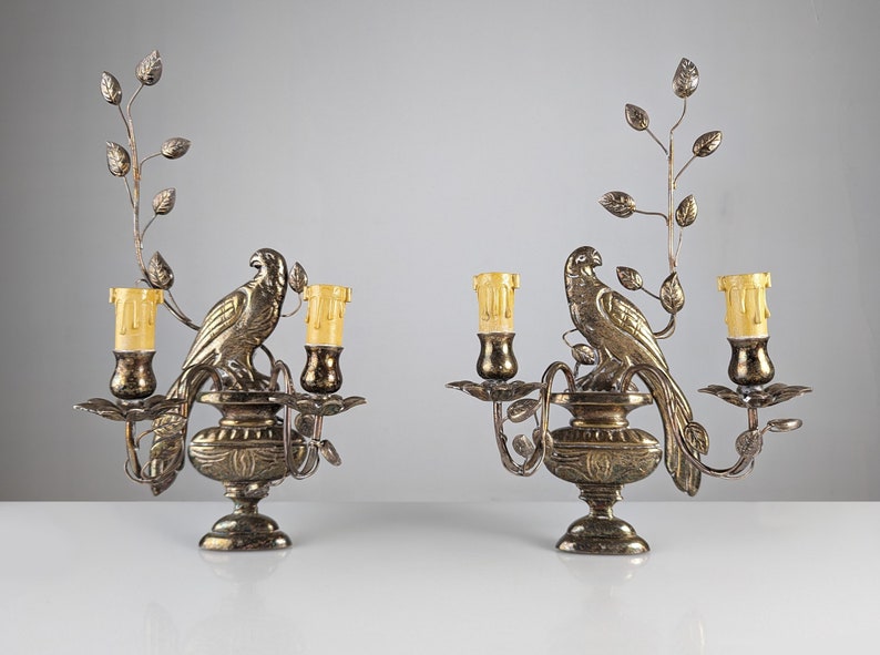 Pair_of_appliques_with_Parrots_and_leaves_by_Maison_Bagues