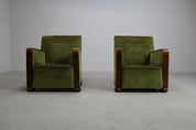 Pair_of_Art_Deco_club_chairs,_circa_1930