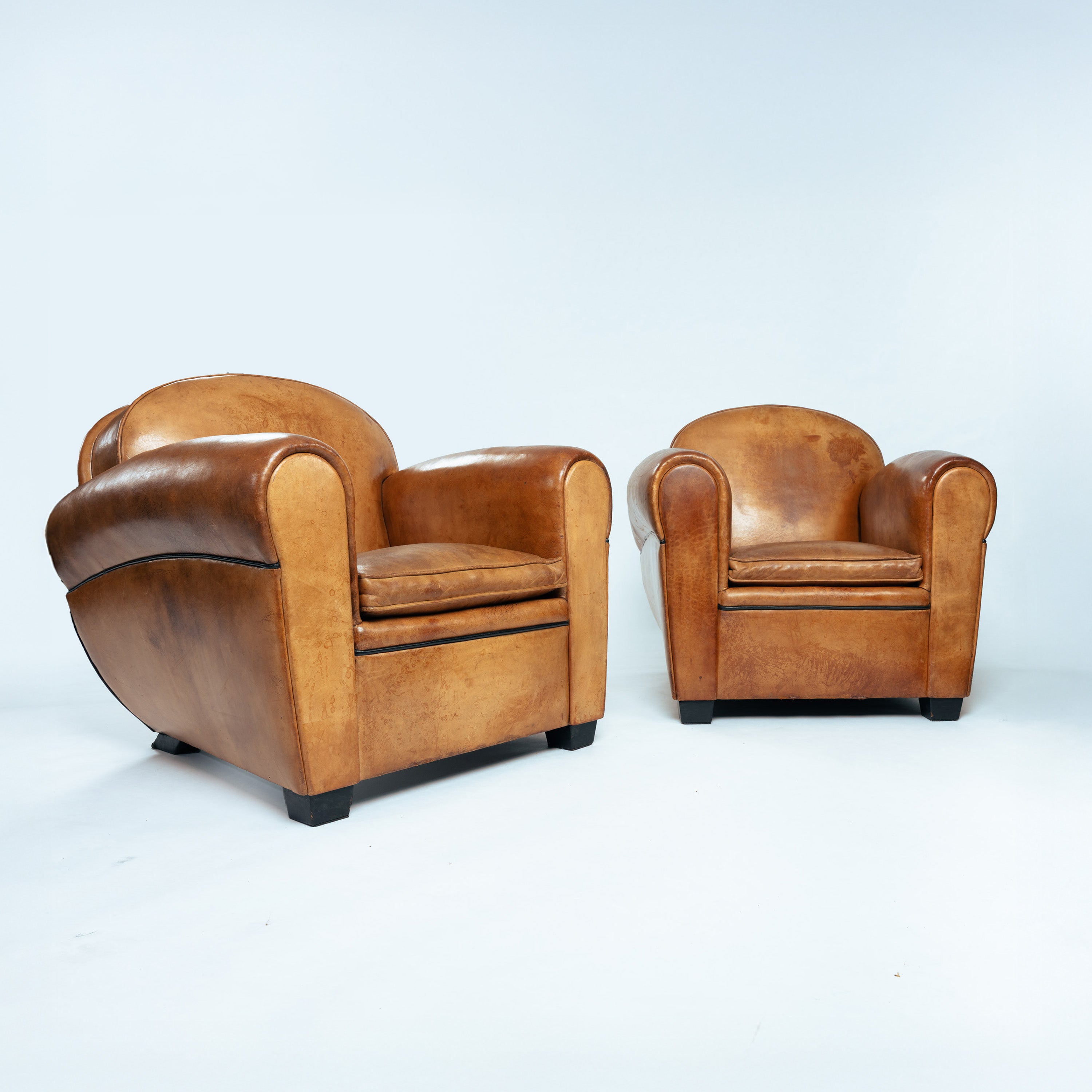 2_sheepskin_Bart_van_Bekhoven_sculptural_lounge_chairs,_The_Netherlands_1990s