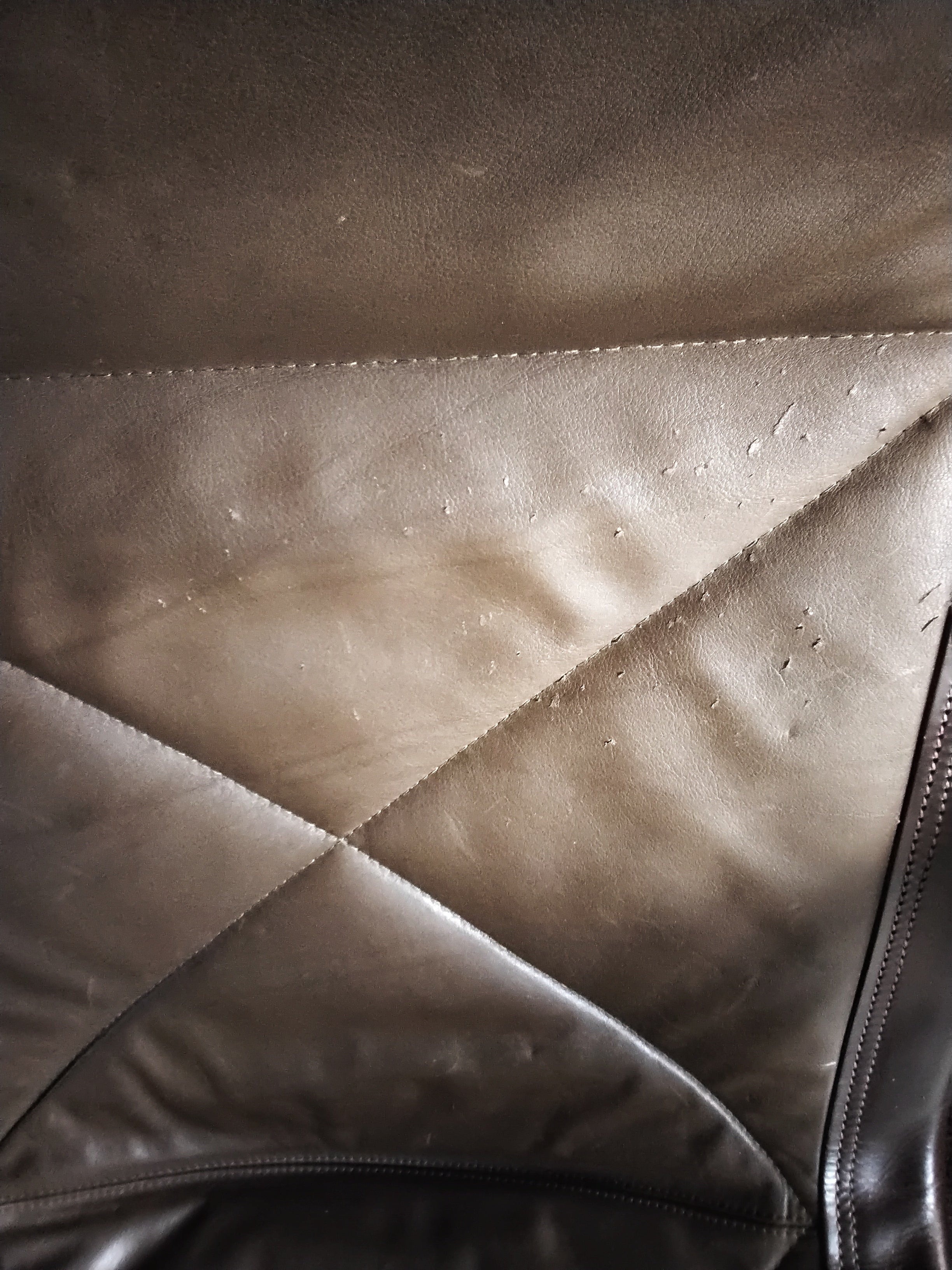 Set_of_2_brown_leather_chairs,_Model_N⁰_HE1106,_Strässle,_Switzerland_C1960