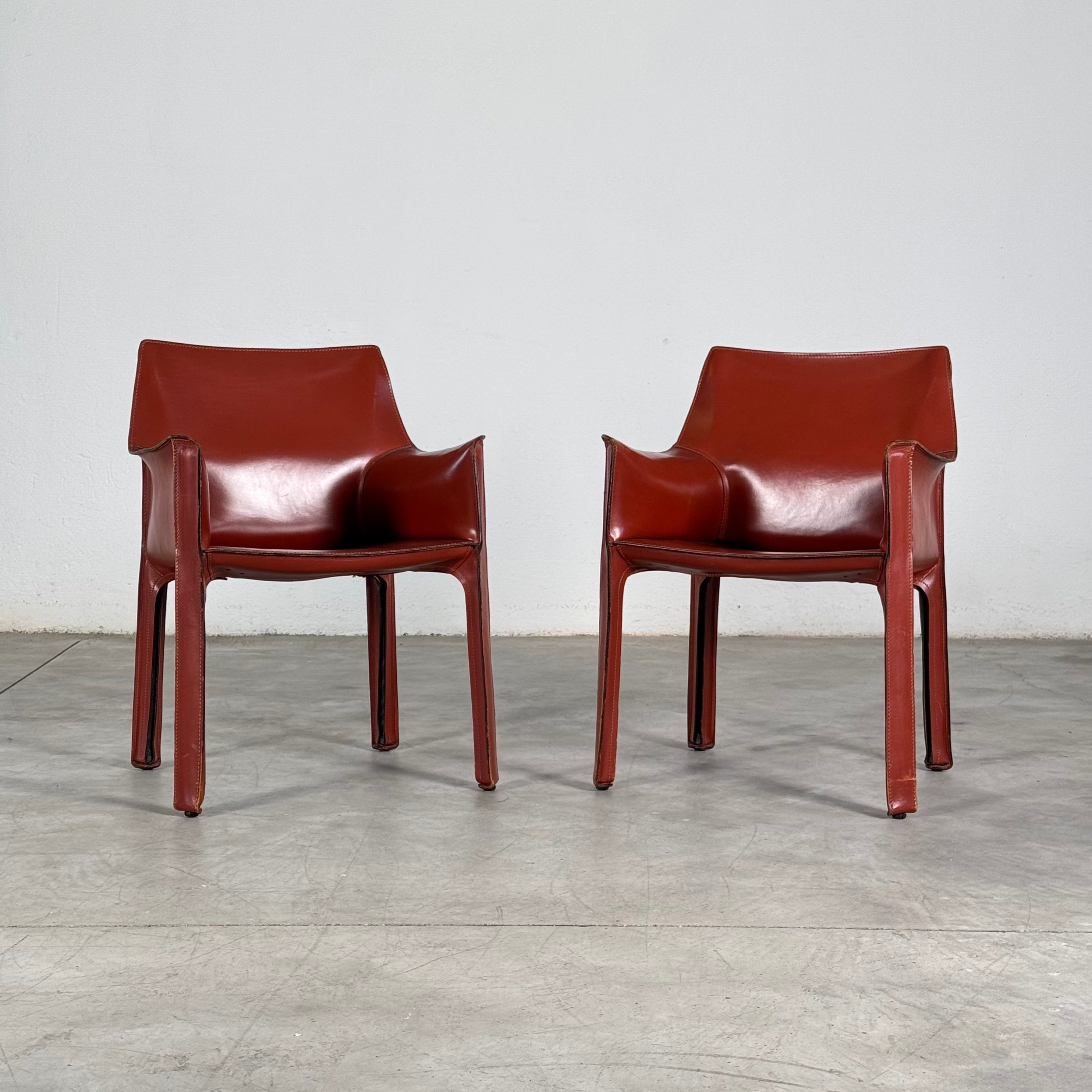 Set_of_2_CAB_413_Armchairs_by_Mario_Bellini_for_Cassina_in_Original_Bulgarian_Red,_1970s
