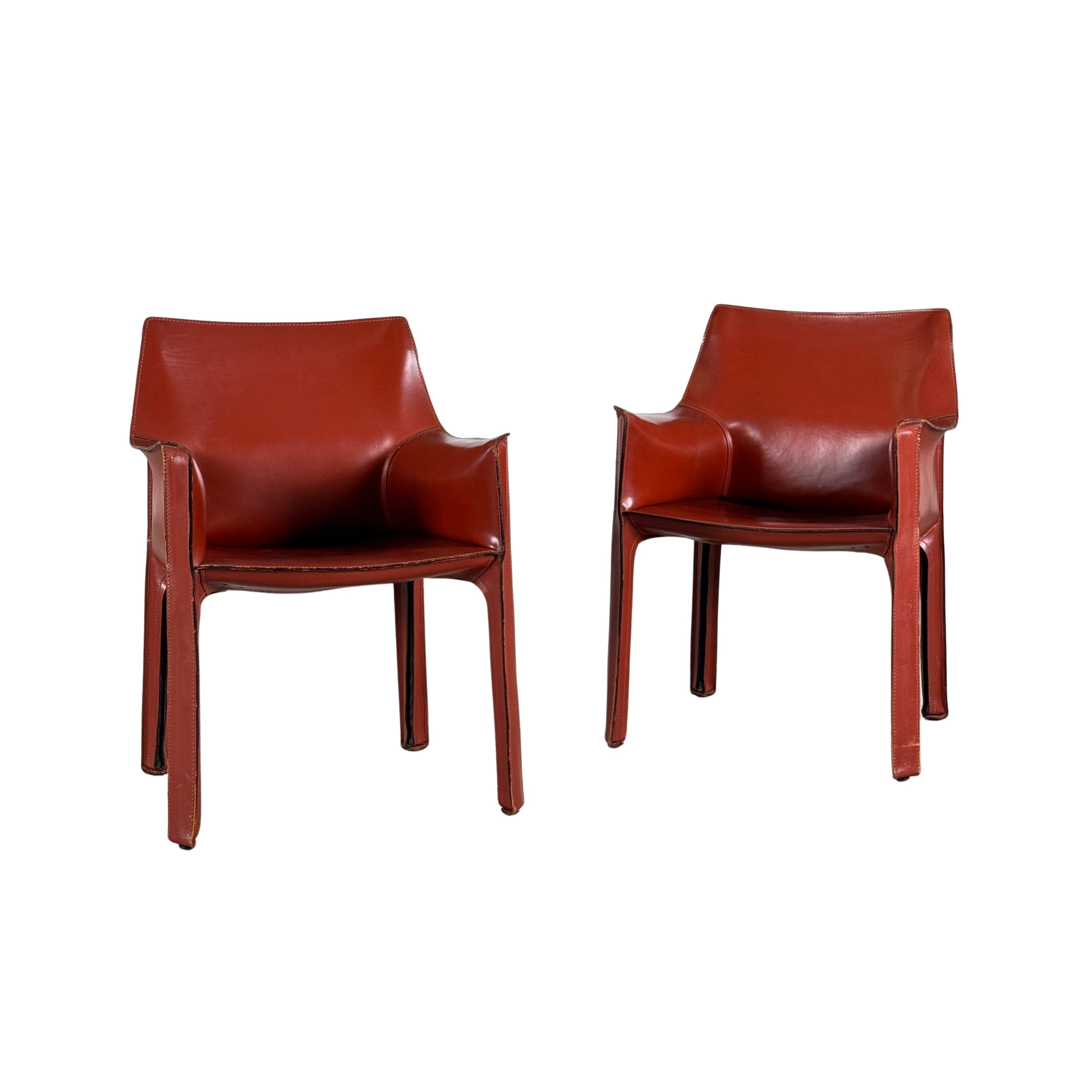 Set_of_2_CAB_413_Armchairs_by_Mario_Bellini_for_Cassina_in_Original_Bulgarian_Red,_1970s