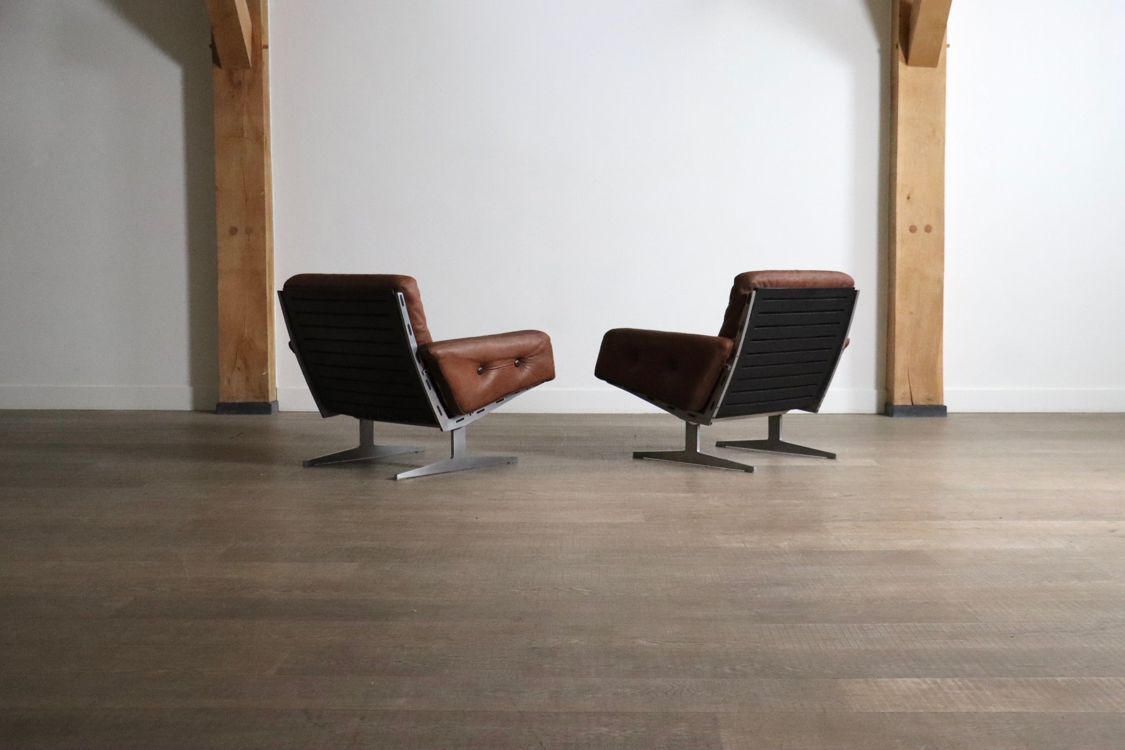 Set_of_2_Caravelle_Lounge_Chairs_by_Paul_Leidersdorff,_Denmark_1965