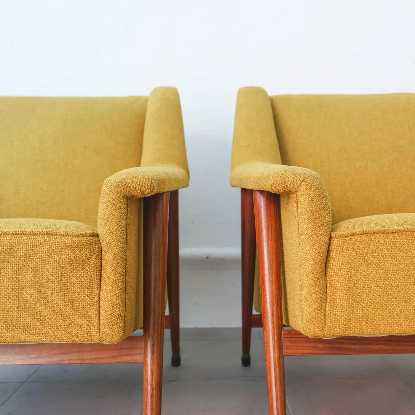 Set_of_2_Easy_Chairs_by_José_Espinho_for_Olaio,_Mid_Century_Modern,_1959,_Portugal