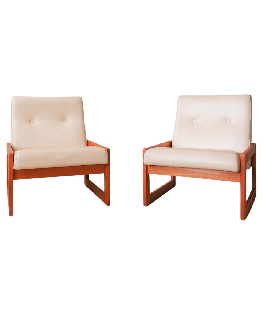 Pair_of_Espinho_Lounge_Chairs_by_José_Espinho_for_Olaio,_Mid_Century_Modern,_1973,_Portugal