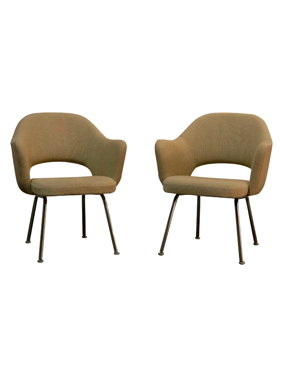 Set_of_2_Executive_Armchairs,_Eero_Saarinen_For_Knoll,_1960s,_USA