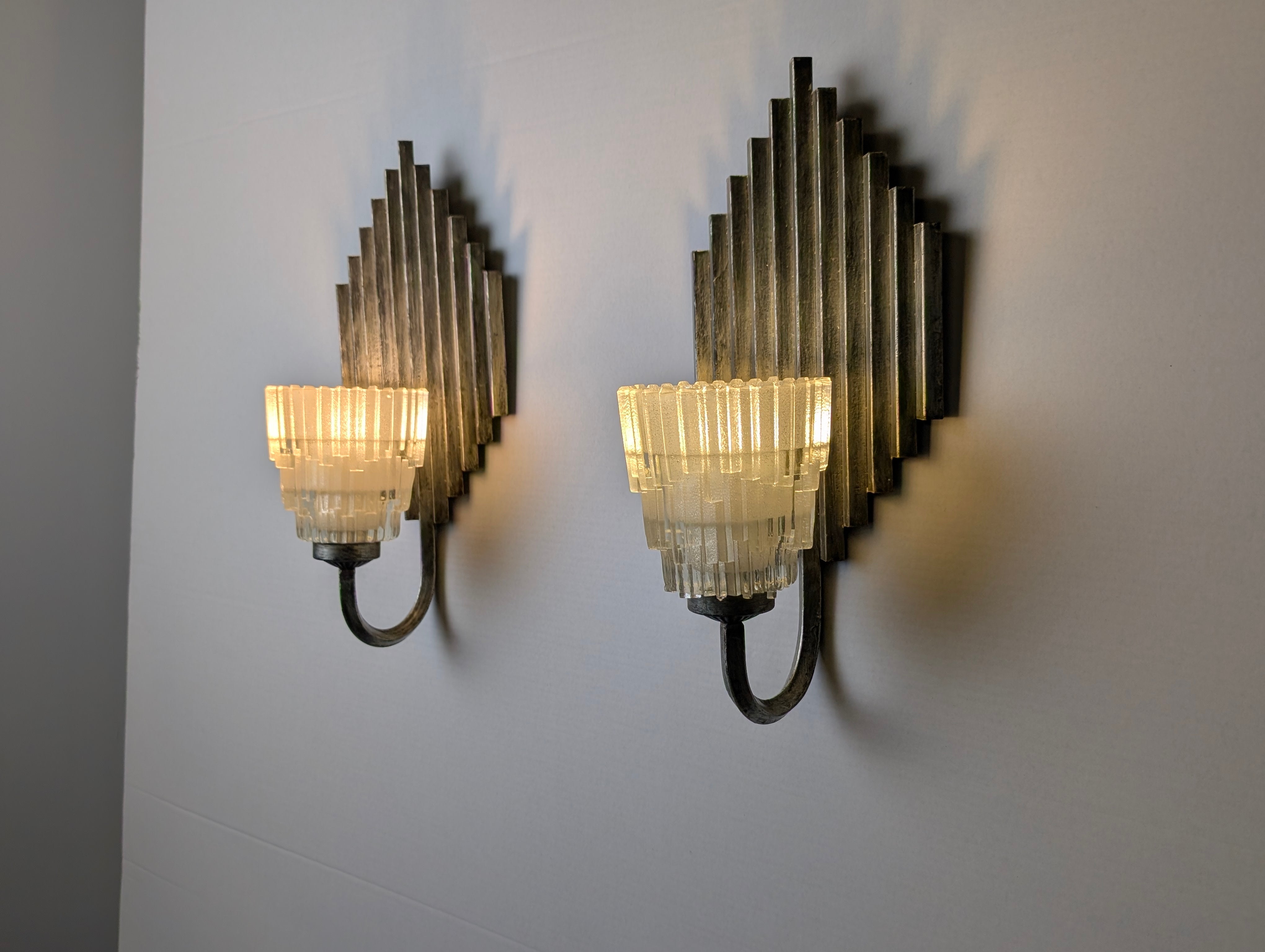 Set_of_2_Ferro_Art_Iron_and_Glass_Wall_Sconces_Art_Deco_Style_1970s
