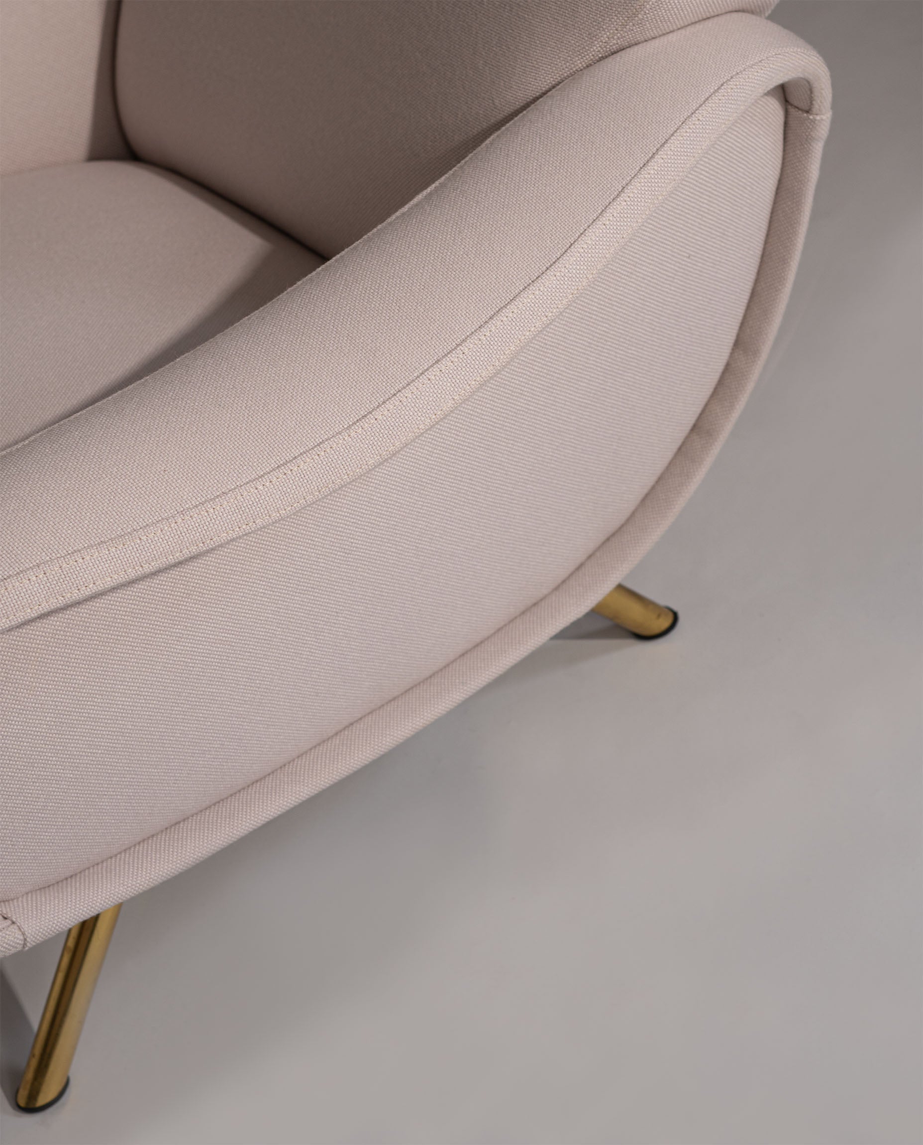 Set_of_2_Marco_Zanuso_Lady_Chairs_for_Arflex_in_Ploegwool