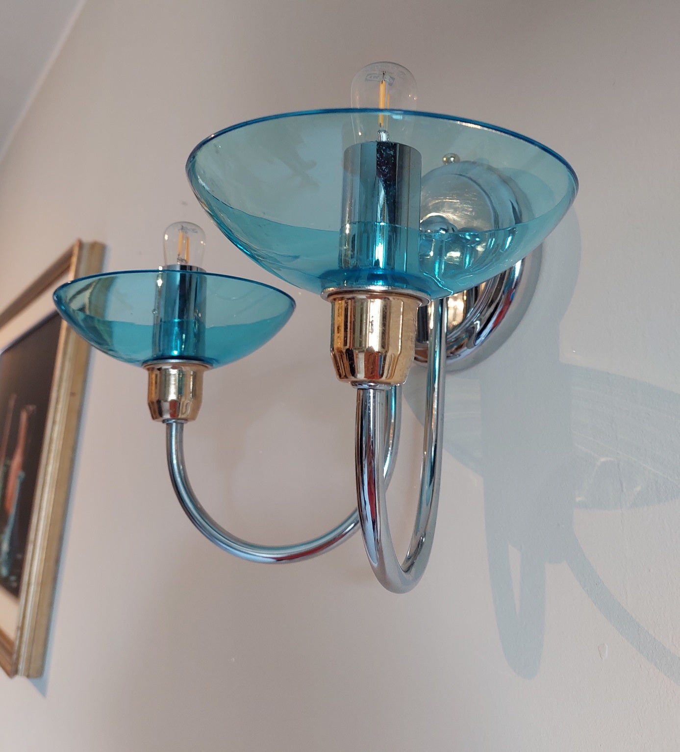Set_of_2_Murano_Glass_Wall_Sconces_with_Chrome_and_Gold_Details,_Italy_1970s