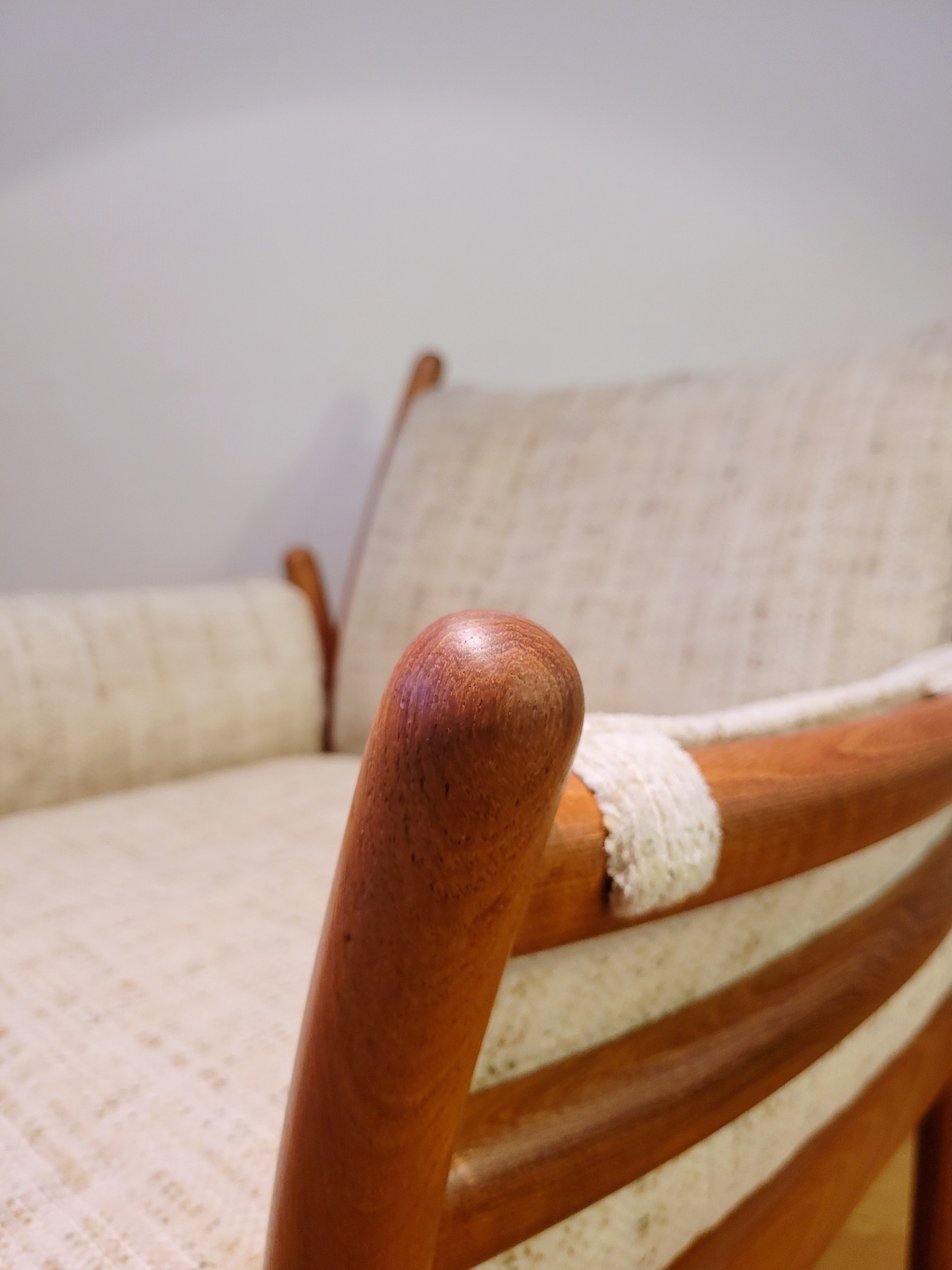 Set_of_2_Genius_easy_chairs_by_Illum_Wikkelsø_for_C.F.C._Silkeborg