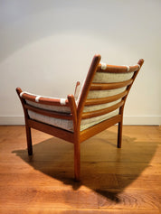 Set_of_2_Genius_easy_chairs_by_Illum_Wikkelsø_for_C.F.C._Silkeborg