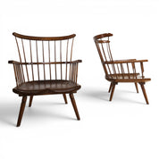 Set_of_2_Handcrafted_English_Windsor_Lounge_Chairs,_High_Wycombe,_1960s