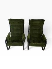 Set_of_2_Holy_armchairs_in_chenille,_production_by_1P_(Uno_Pi)_designed_by_Diego_Mattu,_1970_Italy
