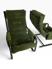 Set_of_2_Holy_armchairs_in_chenille,_production_by_1P_(Uno_Pi)_designed_by_Diego_Mattu,_1970_Italy