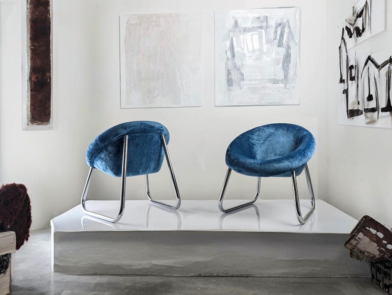 Set_of_2_Italian_Armchairs_in_Chromed_Metal_and_Blue_Velvet,_1970s