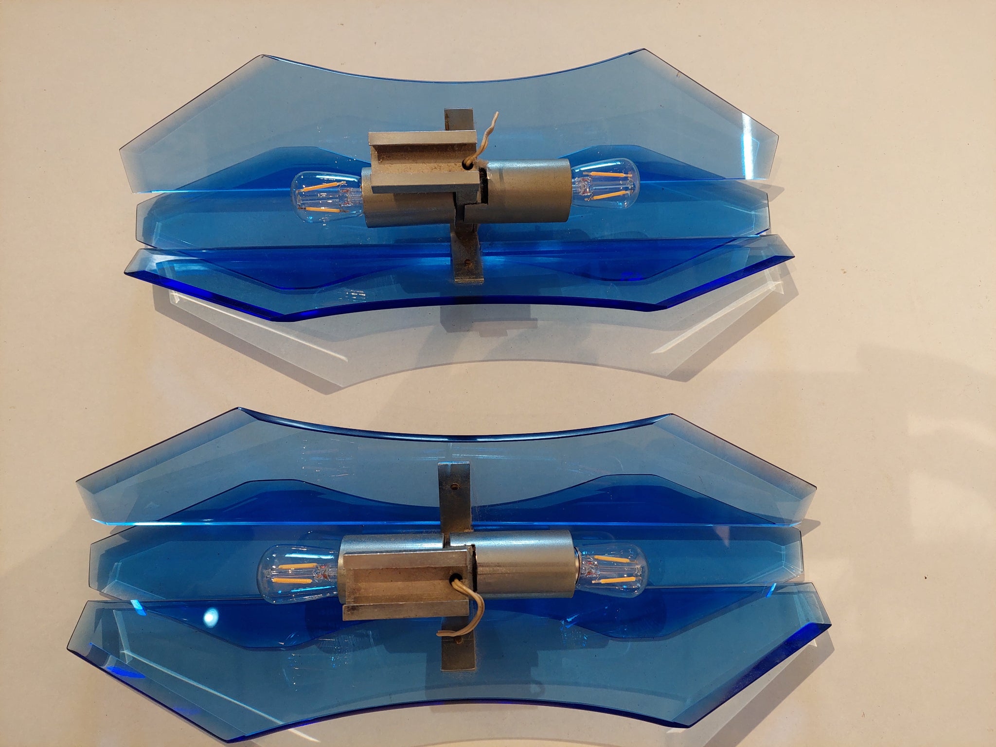 Set_of_2_Italian_Mid_Century_Murano_Blue_Glass_Wall_Lights_by_Veca.
