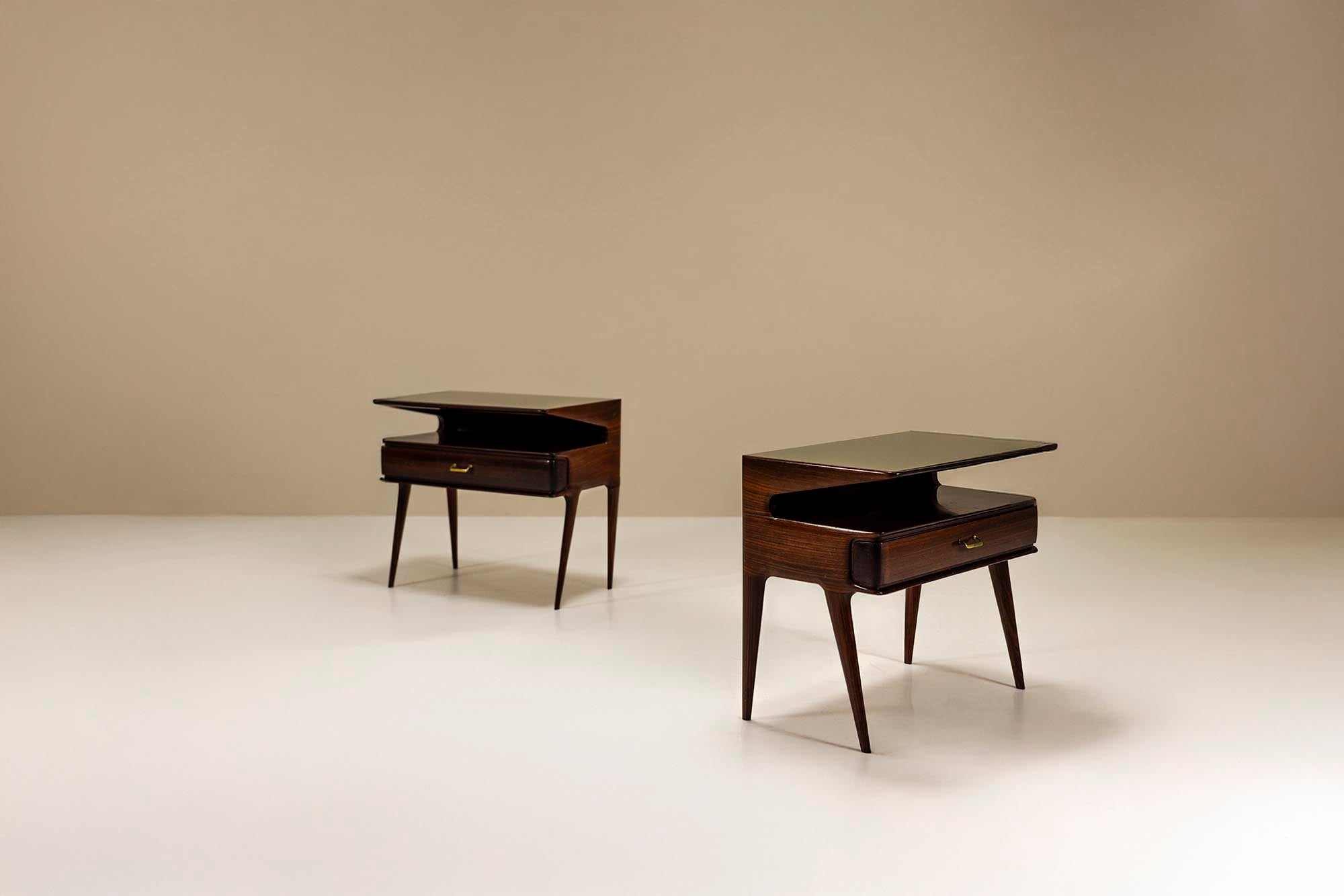 Set_of_2_Italian_Mid-Century_Nightstands_with_Glass_Top