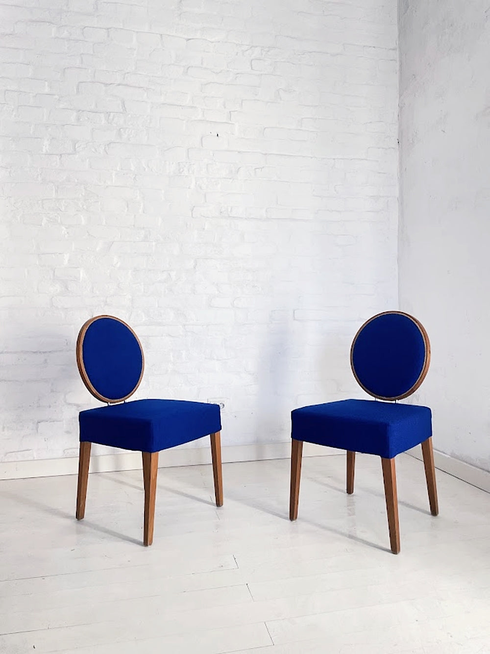 Set_of_2_Italian_Postmodern_Chairs_in_Yves_Klein_Blue_Mira_X_Fabric_and_Cherry_Veneer,_Italy,_1990s