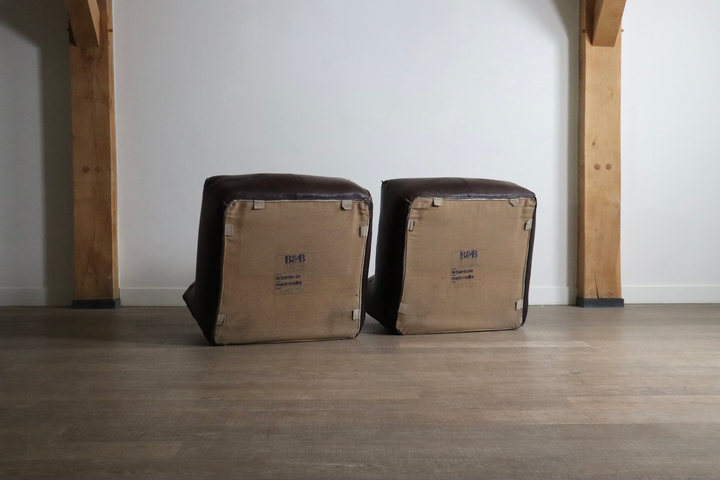 Set_of_2_Le_Bambole_Lounge_chairs_in_buffalo_leather_By_Mario_Bellini_For_B&B_Italia,_1970s