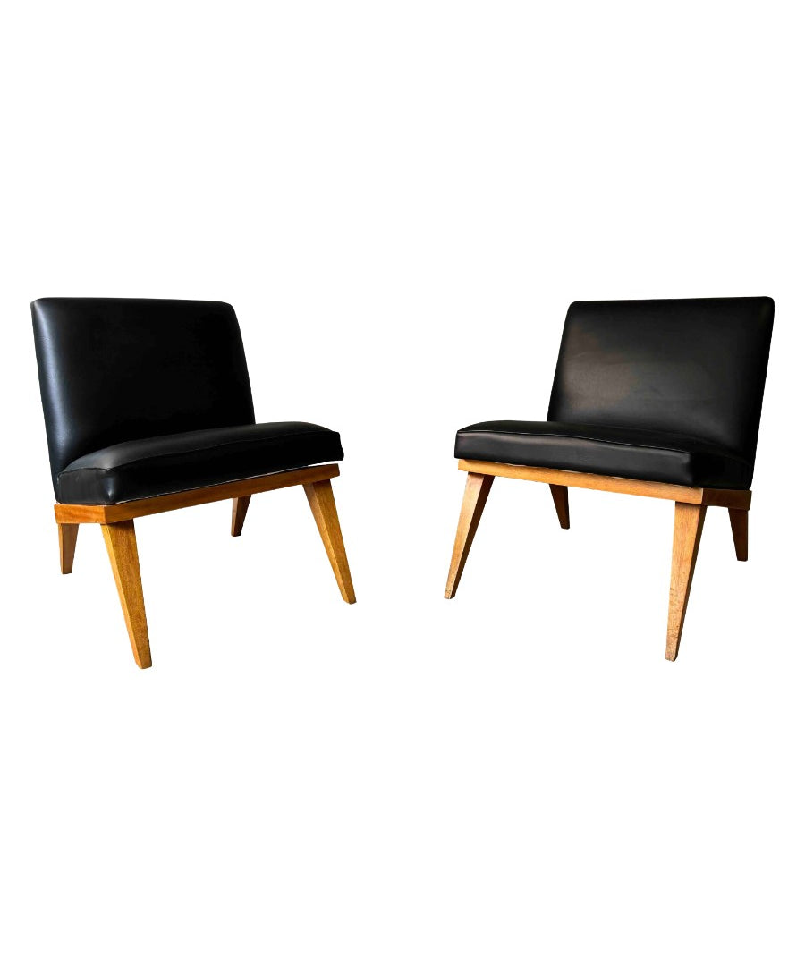Pair_of_Low_Chair_in_the_style_of_Jens_Risom_Slipper_Chair._1950's