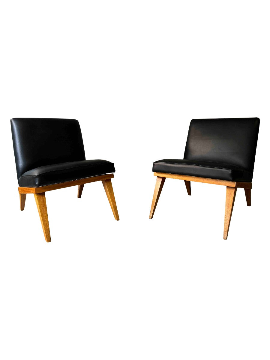 Pair_of_Low_Chair_in_the_style_of_Jens_Risom_Slipper_Chair._1950's