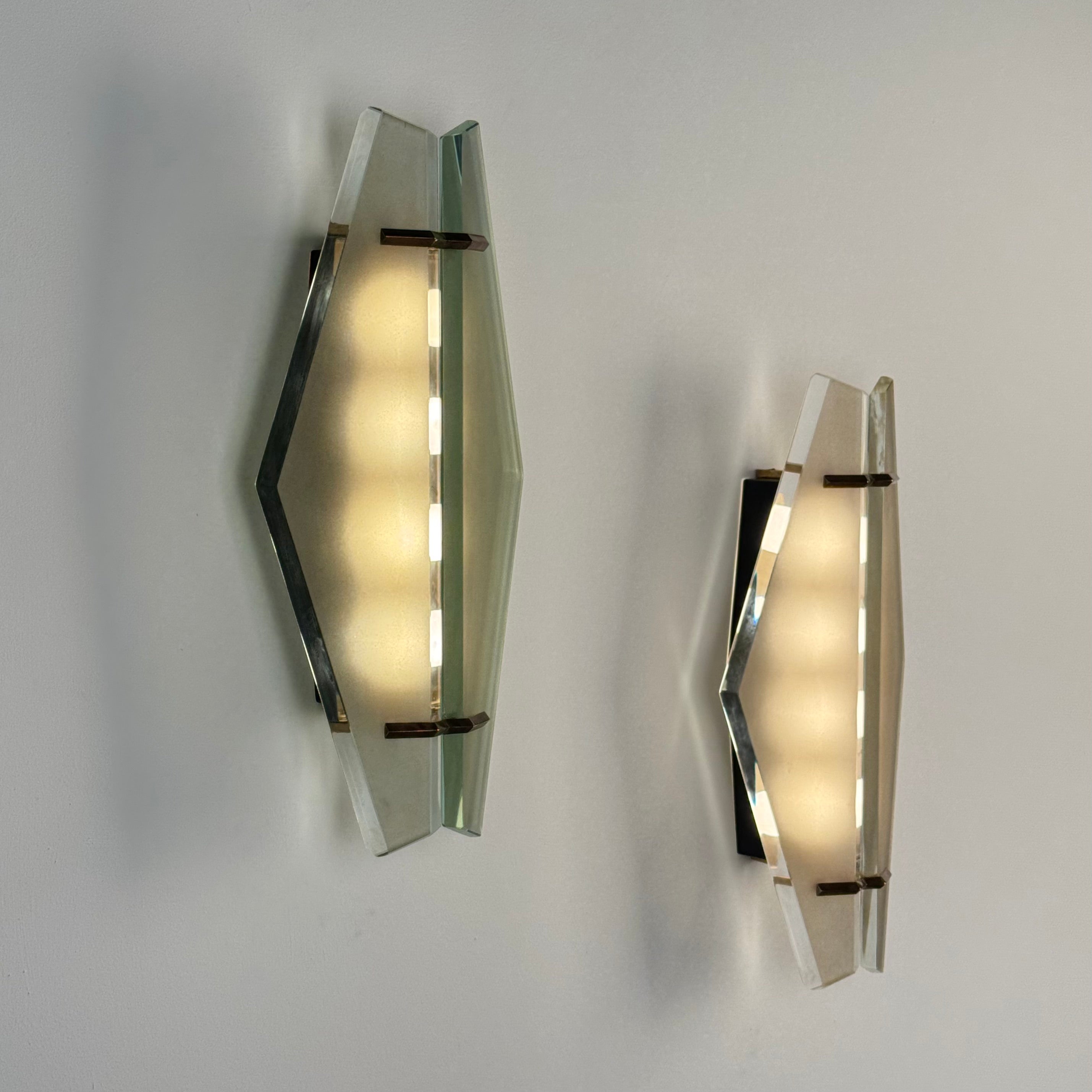 Set_of_2_Max_Ingrand_Model_1943_Wall_Lights_in_Frosted_and_Bevelled_Glass,_1950s