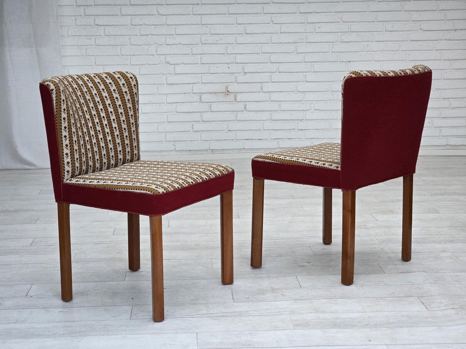 Set_of_2_Modern_Chairs,_Solid_Wood_&_Upholstery,_1960s_Denmark
