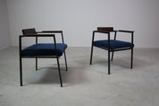 Set_of_2_Postmodern_armchairs_in_steel_and_mahogany,_1970s