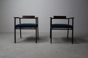 Set_of_2_Postmodern_armchairs_in_steel_and_mahogany,_1970s