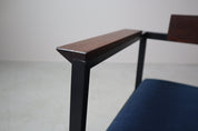 Set_of_2_Postmodern_armchairs_in_steel_and_mahogany,_1970s