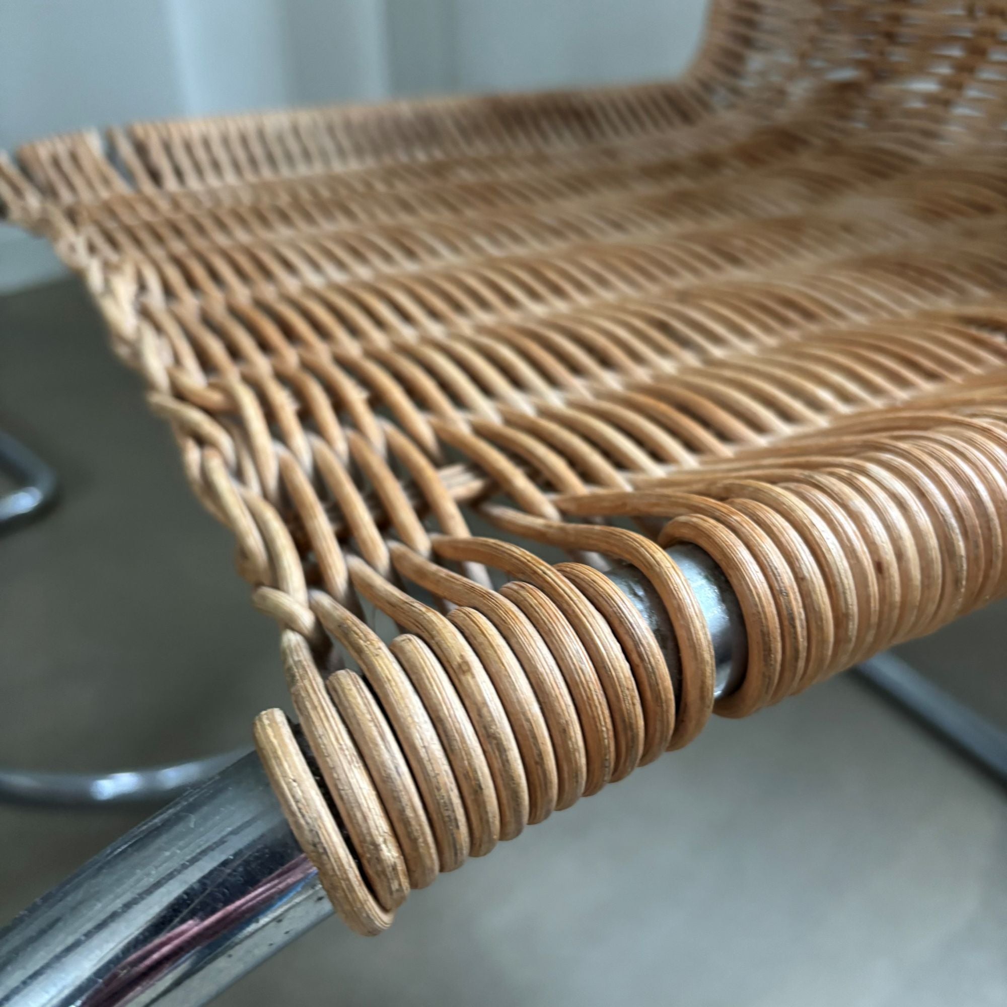 Set_of_2_Bauhaus_Rattan_and_Chrome_Tubular_Steel_Lounge_Chairs,_in_the_Style_of_Ludwig_Mies_van_der_Rohe