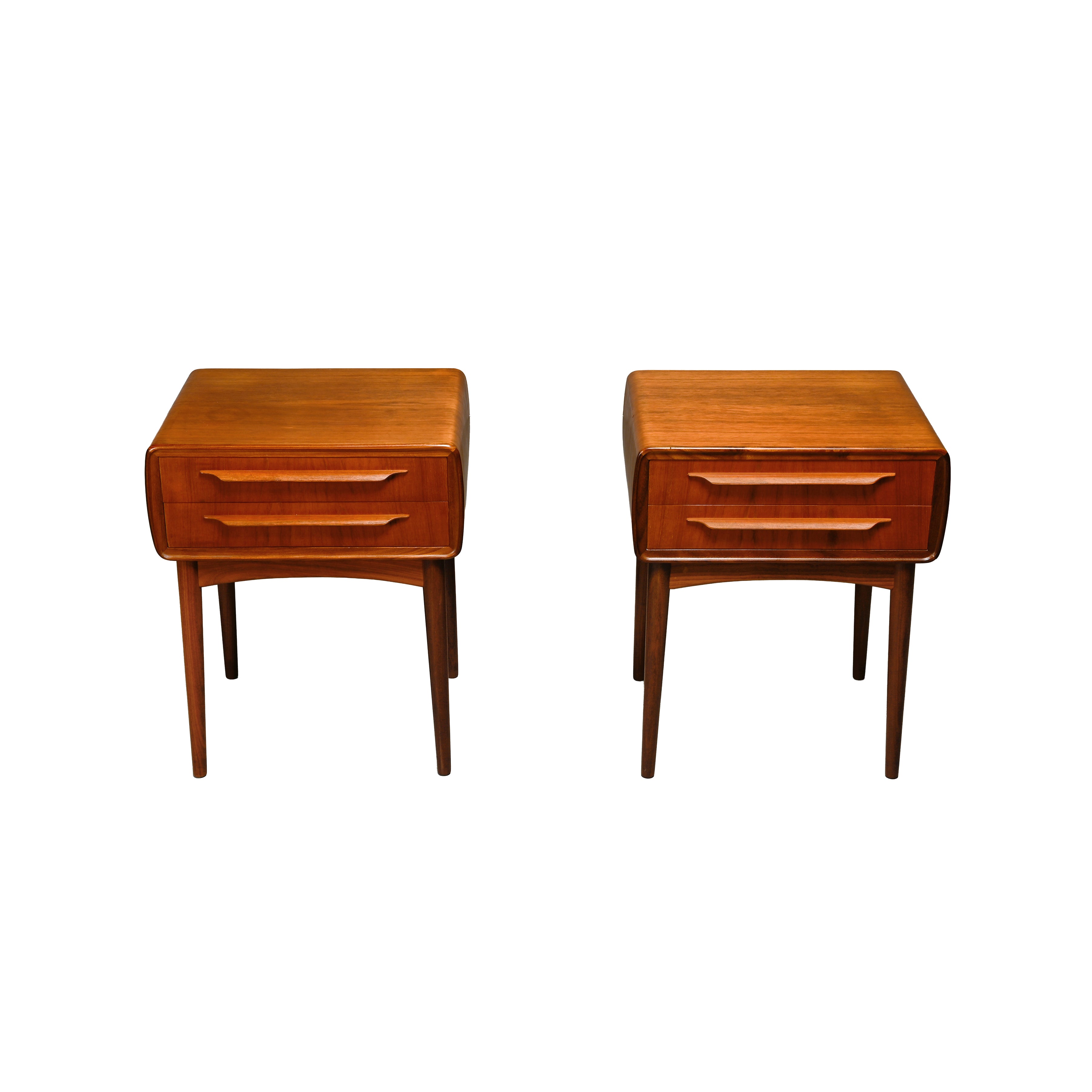 Set_of_2_Nightstands_by_Johannes_Andersen_for_CFC_Silkeborg,_Teak_&_Oak,_Denmark_1960s