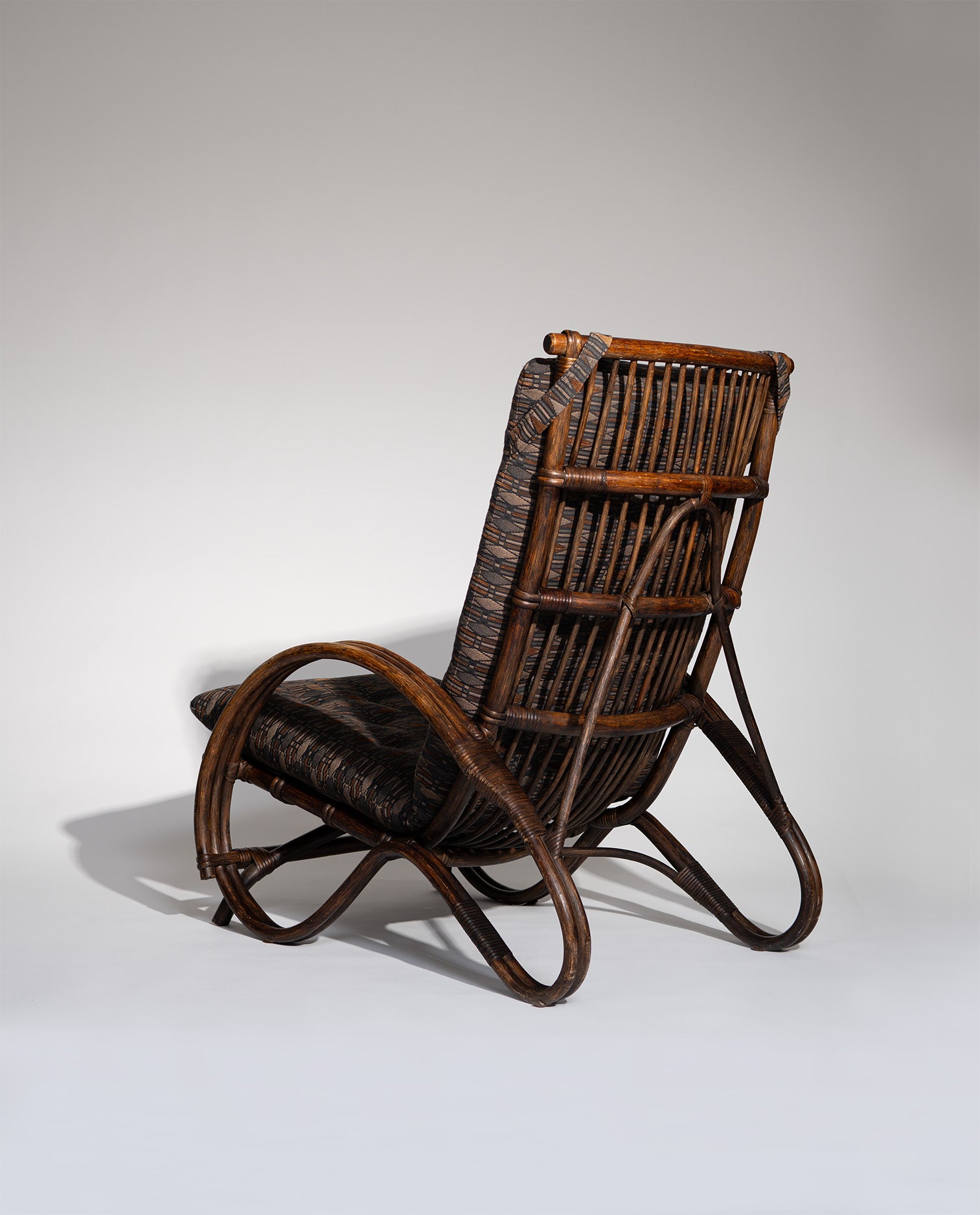Set_of_2_Dutch_Rattan_Armchairs,_Male_&_Female_Models,_1960s