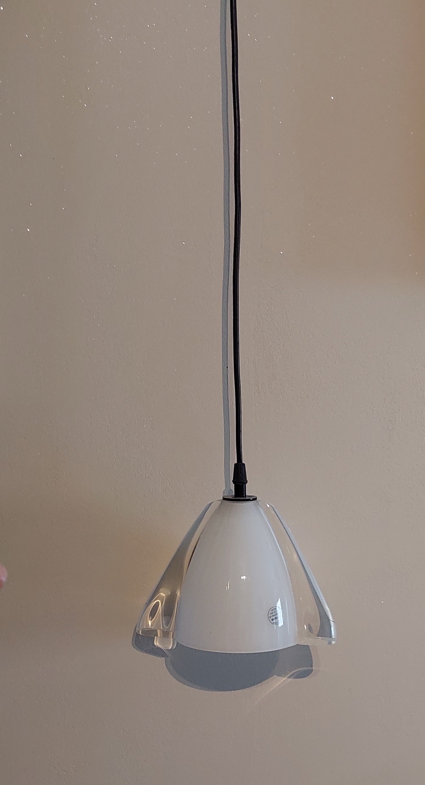 Pair_of_Murano_Opaline_Glass_Pendant_Lamps,_Italy_1970s