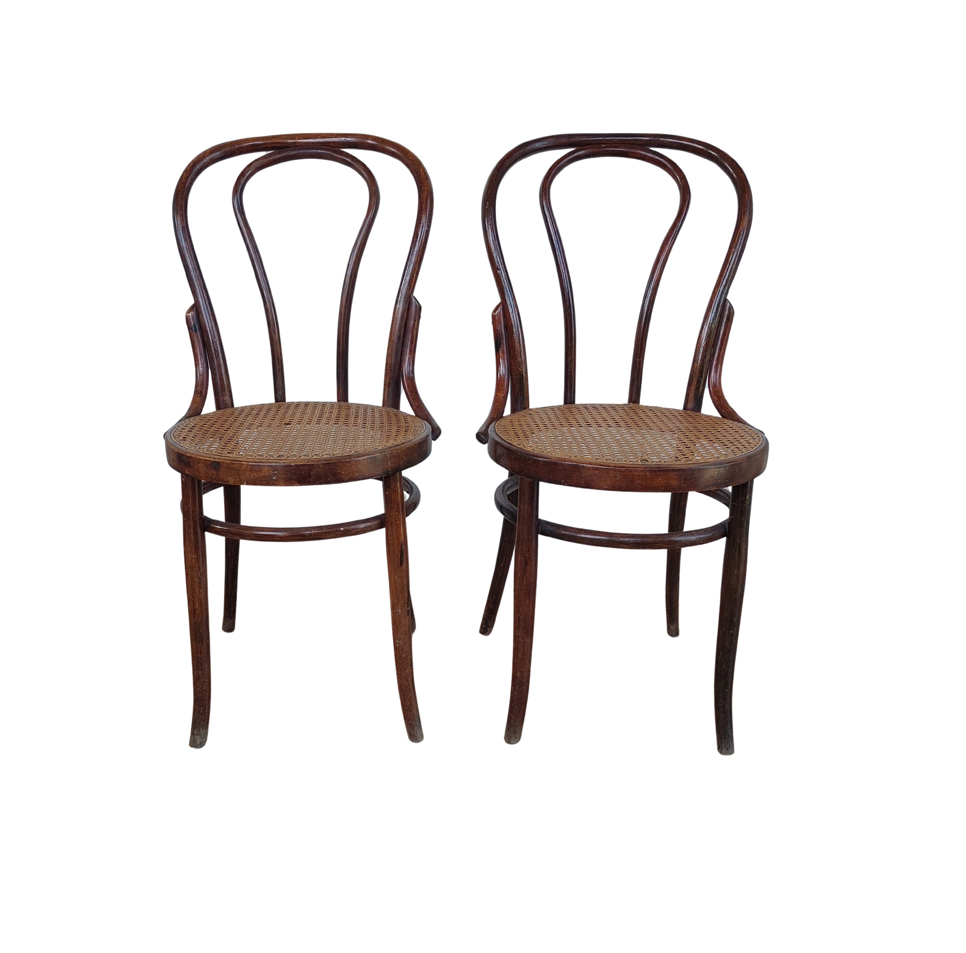 Pair_of_Thonet_Bistro_Dining_Chairs_made_in_Italy_c1940_by_Sautto_and_Liberale