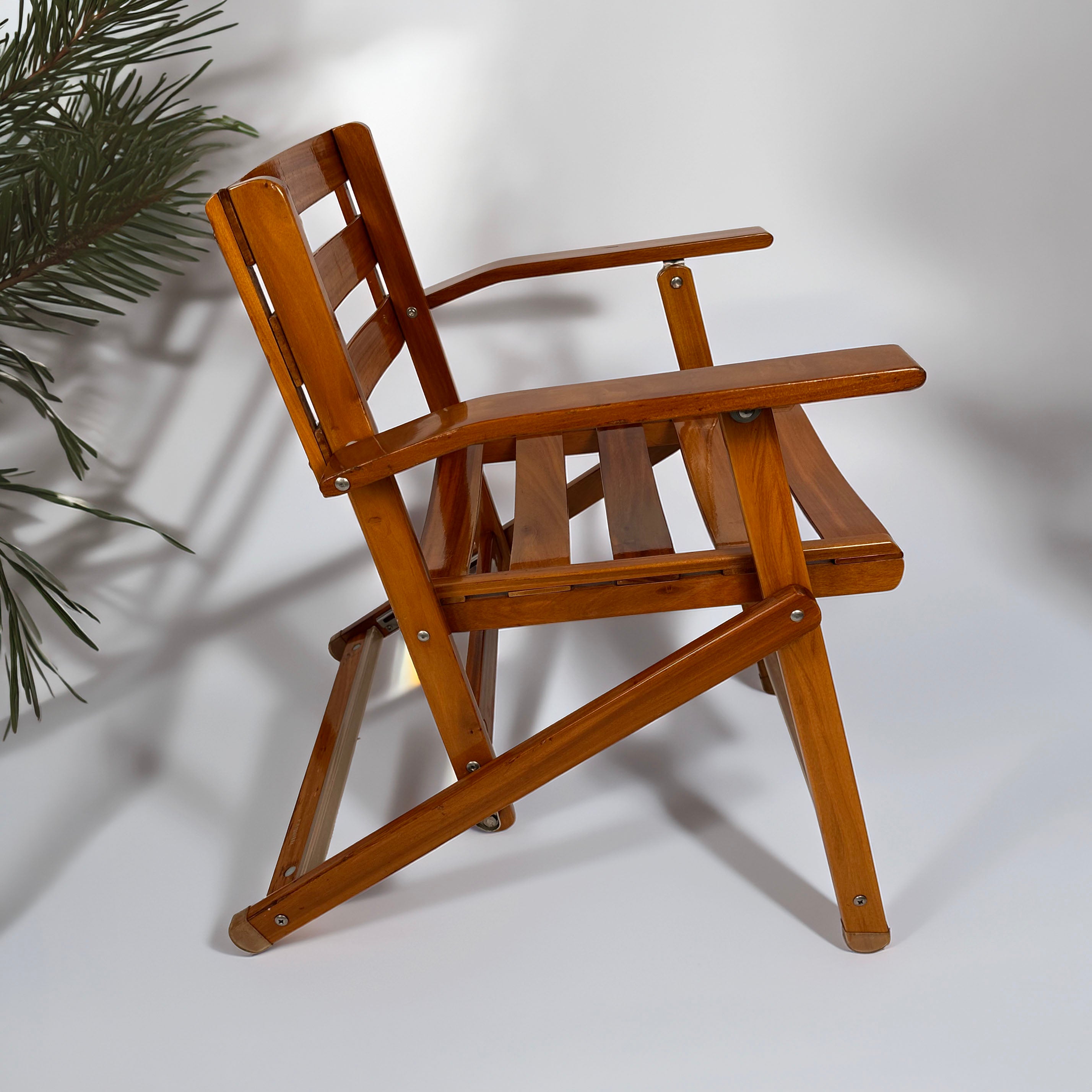 Set_of_2_Folding_Armchairs_by_Reguitti,_Solid_Beech,_Italy,_1960s