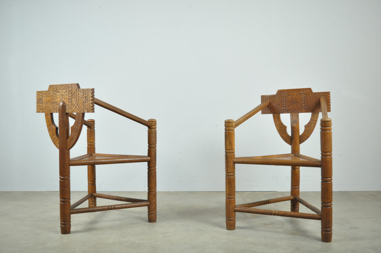 Set_of_2_Swedish_Primitive_Monk_Chairs_in_Solid_Oak,_Handcrafted,_1950s