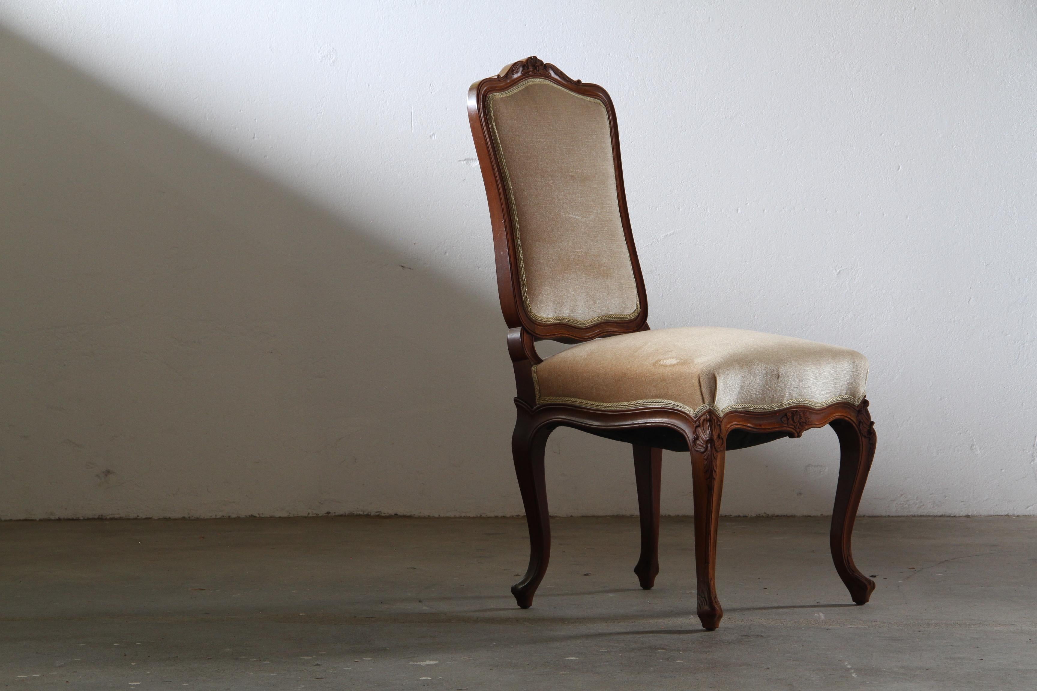 Set_of_2_Antique_Danish_Rococo_Revival_Armchairs_with_Carved_Walnut_Frames_and_Velvet_Upholstery,_19th_Century