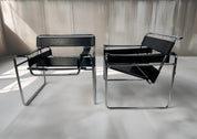 Set_of_2_Marcel_Breuer_Wassily_B3_Chairs_in_Black_Leather_and_Chrome,_1970s–80s