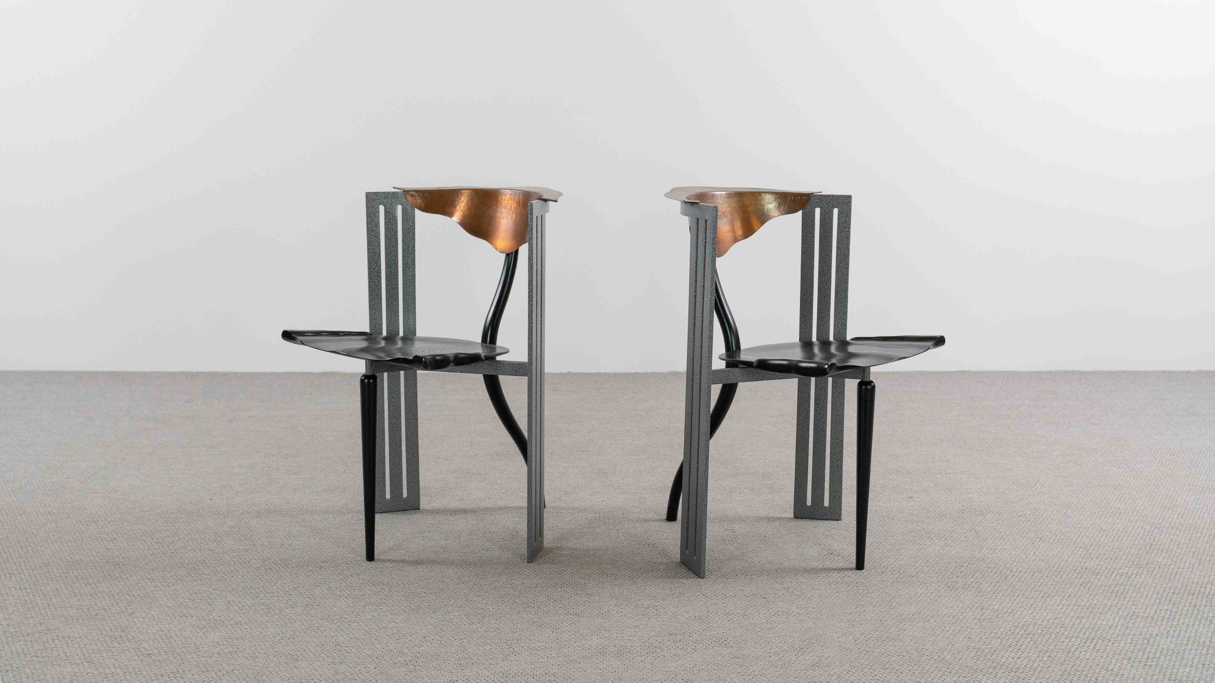 Set_of_2_Bořek_Šípek_Ota_Otanek_Armchairs_for_Vitra,_1988