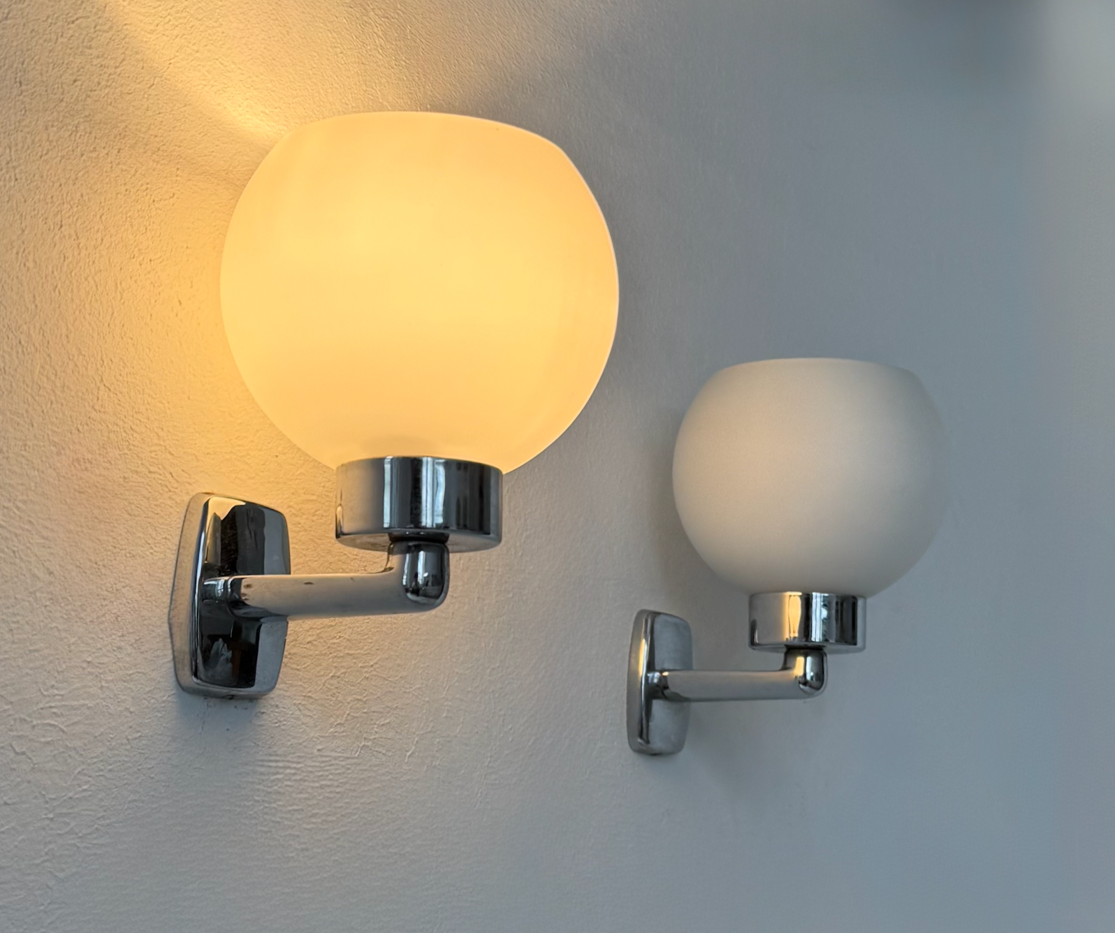 Set_of_2_French_Chrome_and_Opaline_Glass_Wall_Lights,_1970s